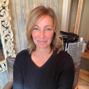 Meet your Posher, Jennifer